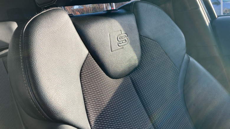 Audi Q2 30 TDI S Line 5dr S Tronic Diesel Estate